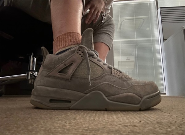 Air Jordan 4 Retro 'Cool Grey' 2019 photo review